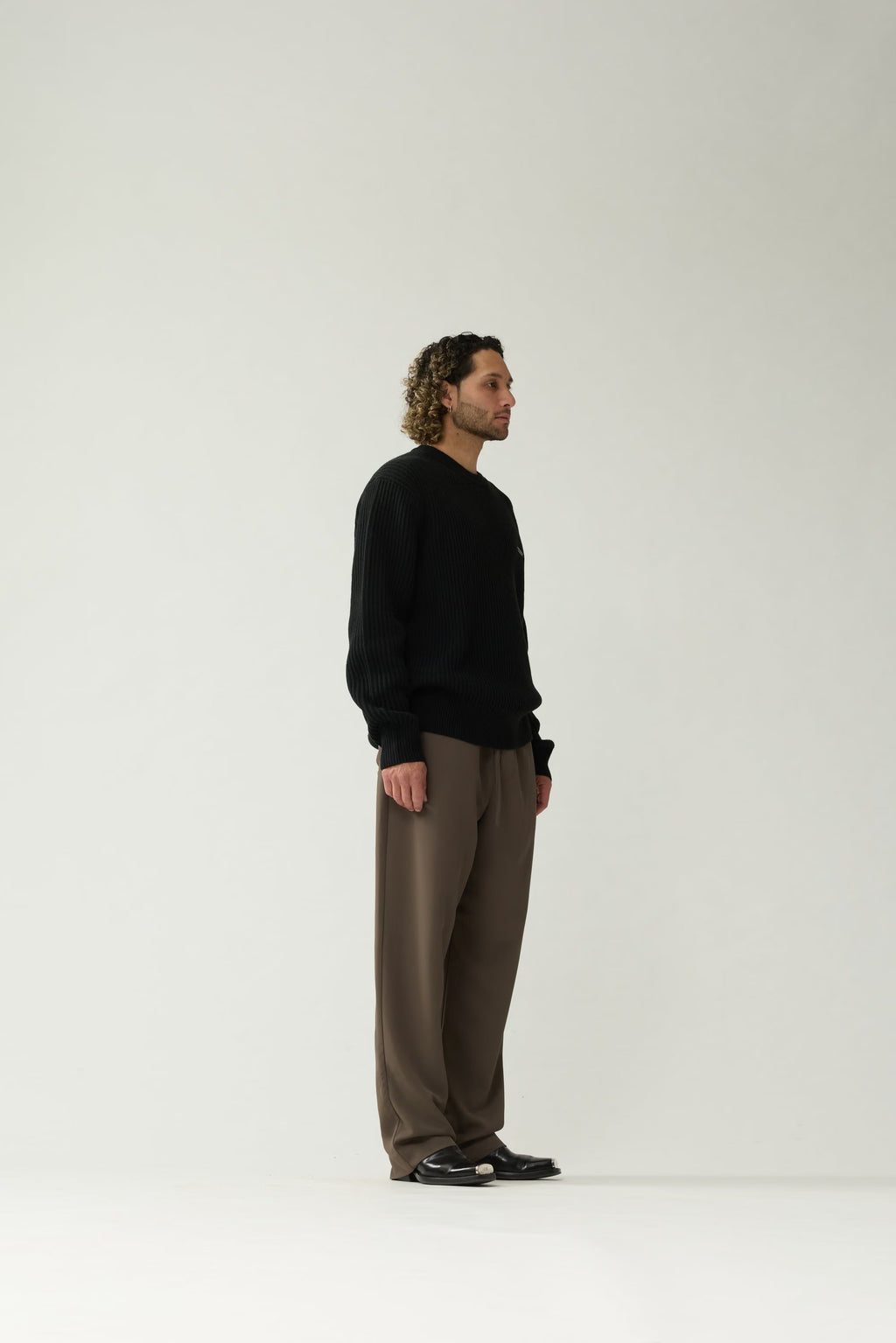 KNITTED CREWNECK