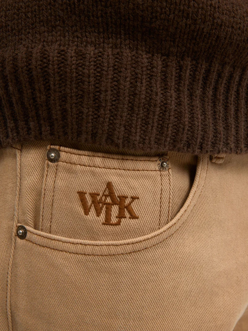 Le pantalon regular en denim
